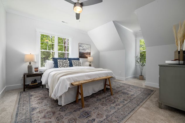 a%20white%20bedroom%20with%20a%20large%20bed%20and%20two%20bedside%20tables a%20white%20bedroom%20with%20a%20large%20bed%20and%20two%20bedside%20tables